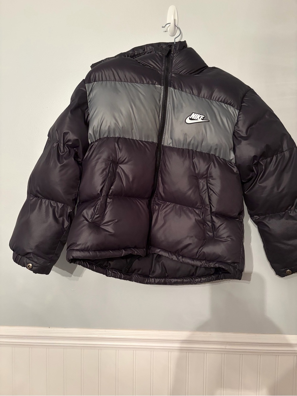 Nike Kids Black & Gray Hooded Puffer Jacket